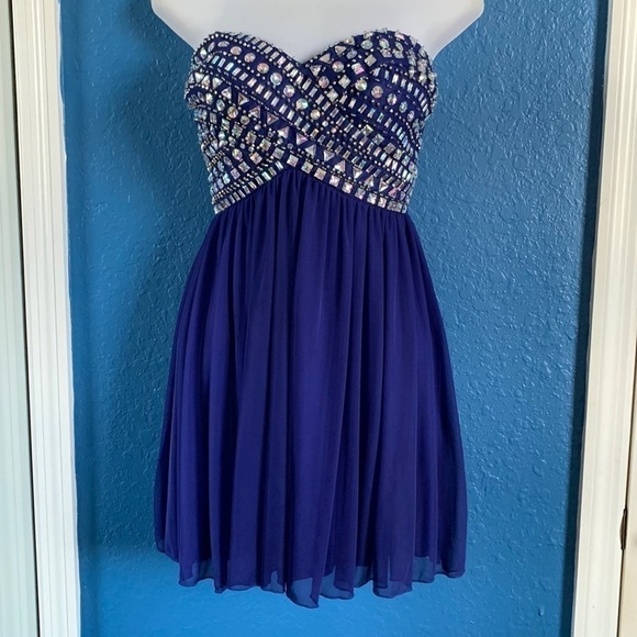 Camille La Vie Prom dress size 3/4 - Picture 1 of 6